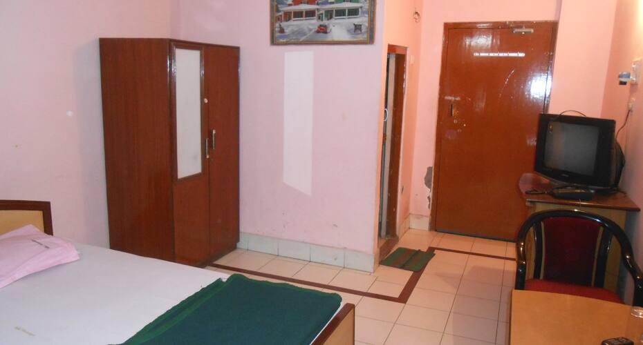 Hotel Renuka Inn, Deoria 2
